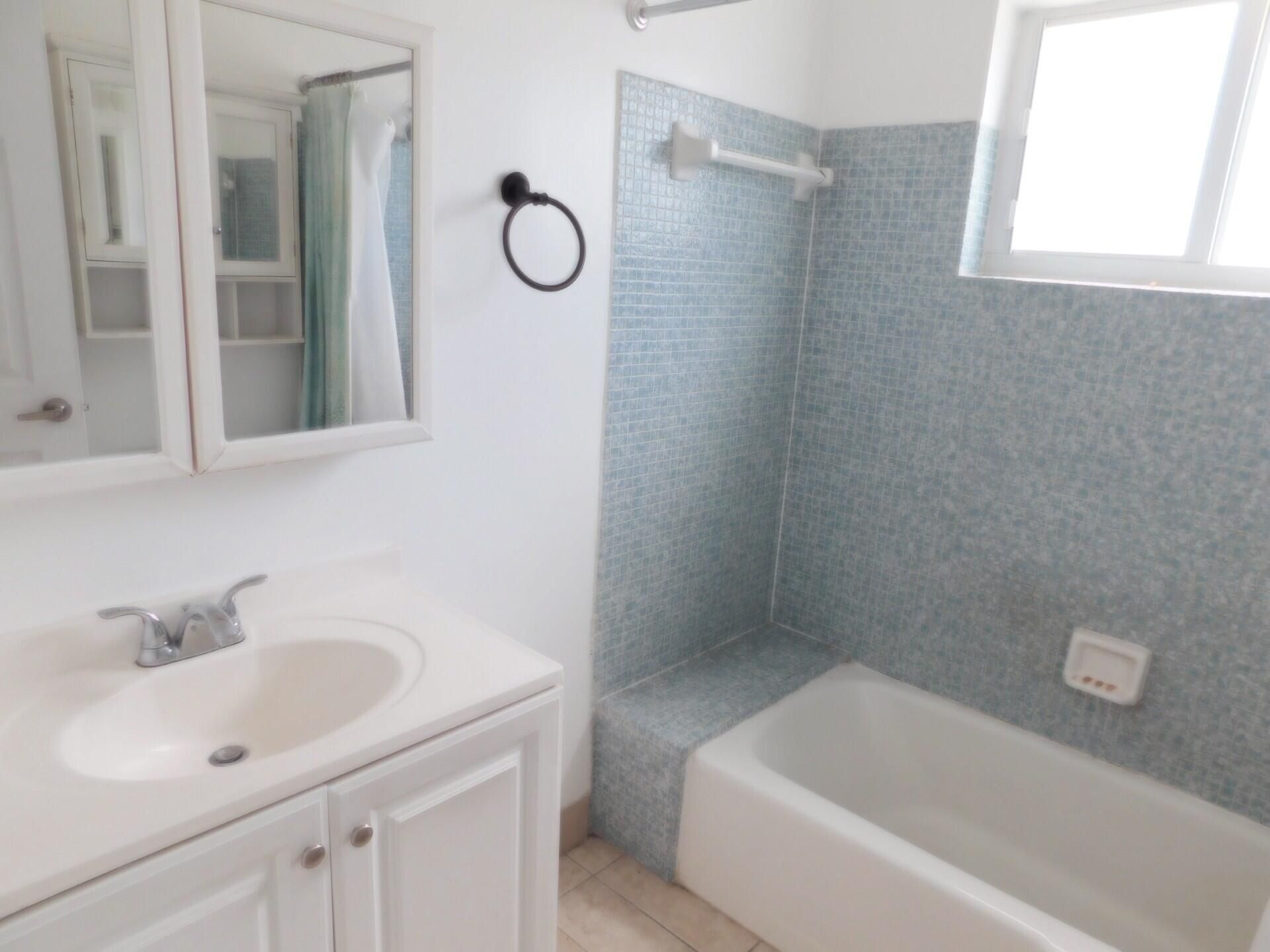 825 NE 6th Street, Unit 1-7, Fort Lauderdale, FL 33304 Photo