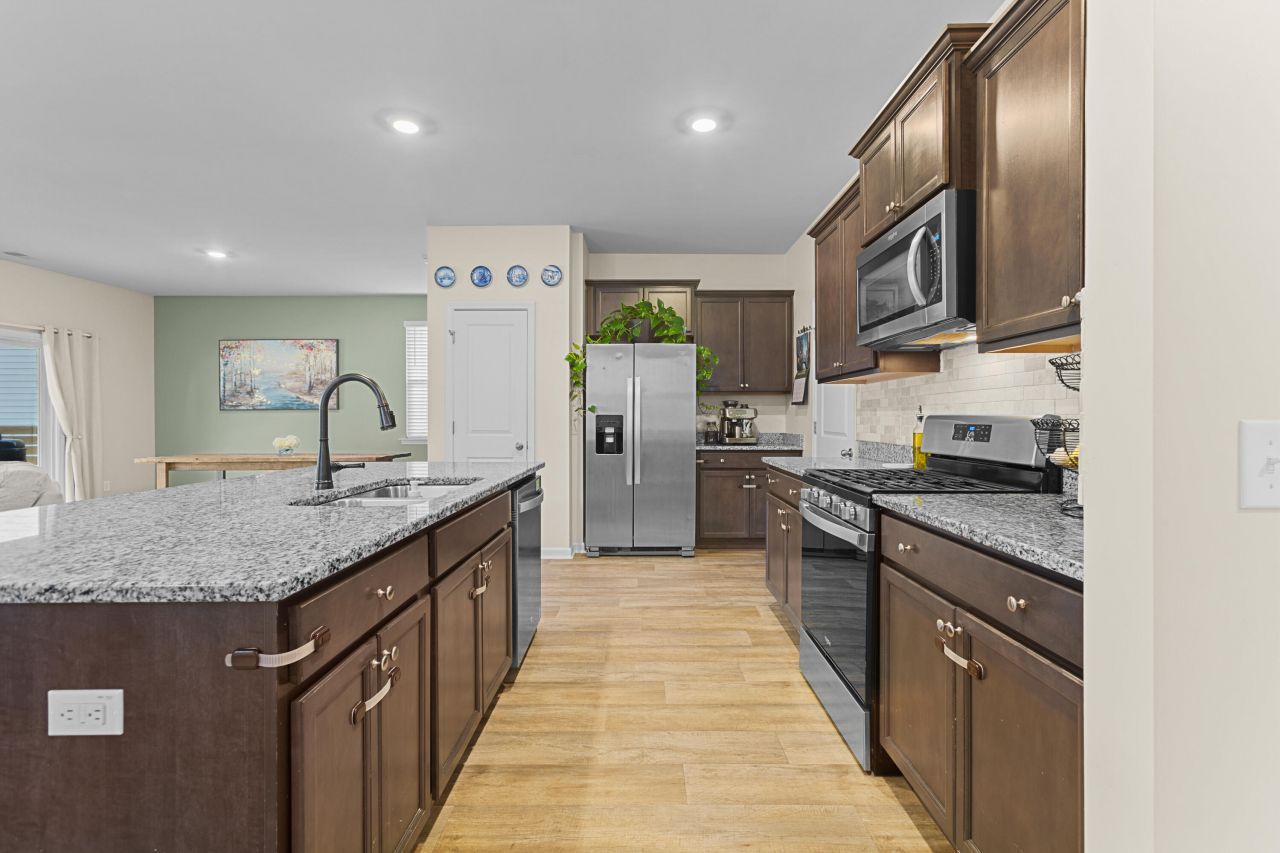 109 Sweet Cherry Lane Photo 4