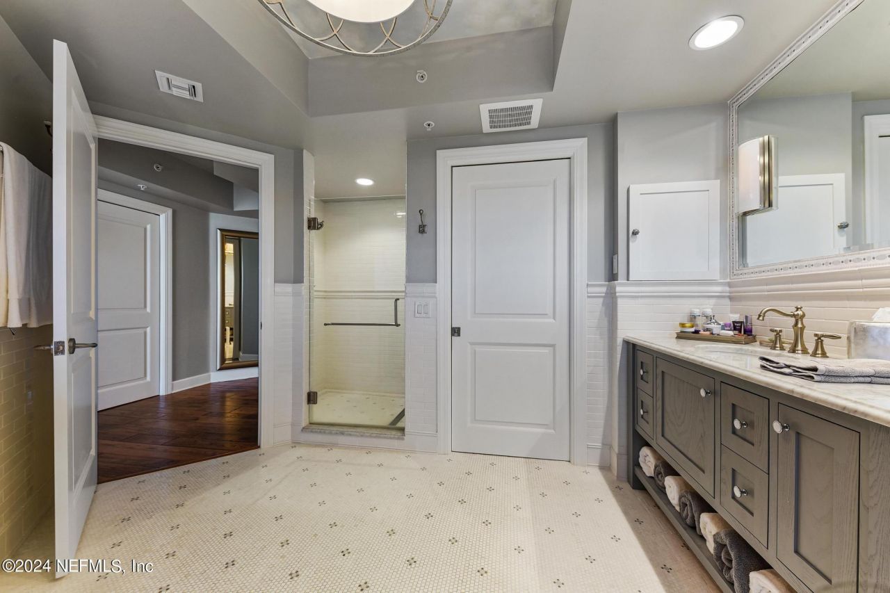 1031 1st Street S, Unit 1102, Jacksonville Beach, FL 32250 Photo