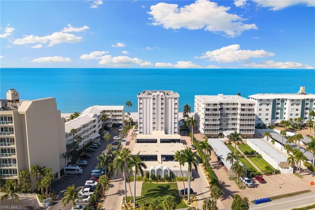 1919 Gulf Shore Blvd N, Unit 301, Naples, FL 34102 Photo