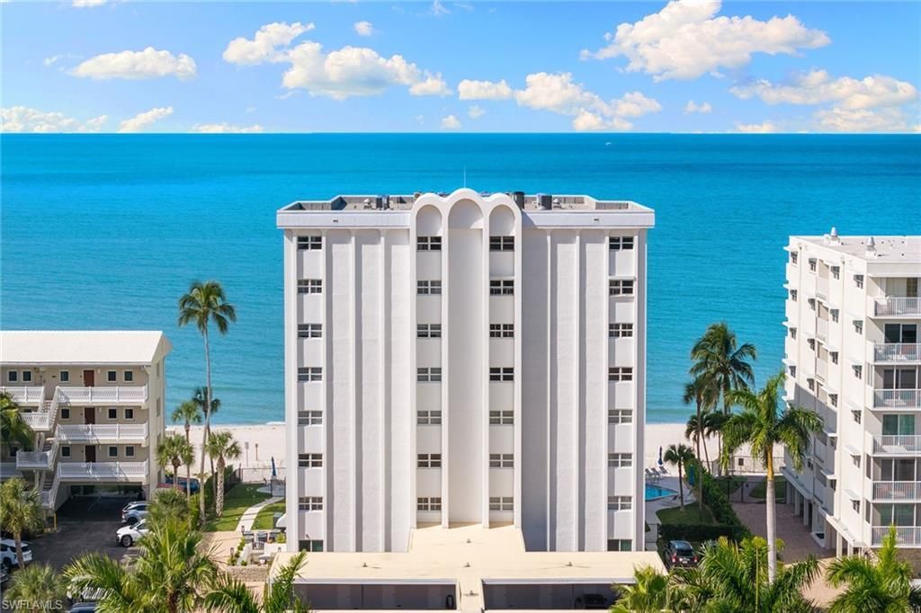 1919 Gulf Shore Blvd N, Unit 301, Naples, FL 34102 Photo