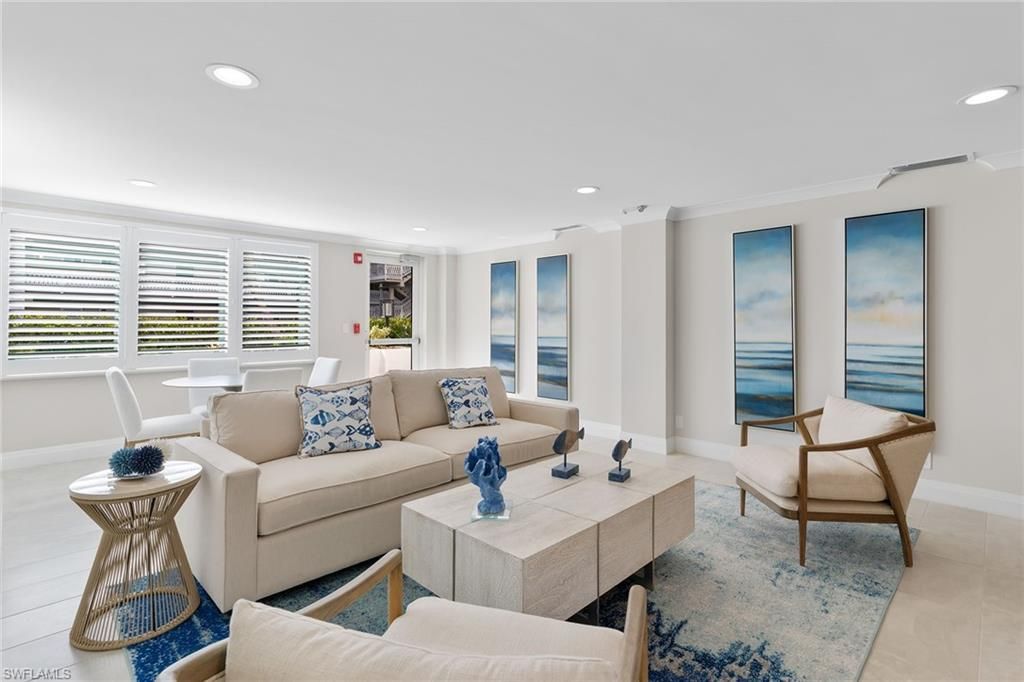 1919 Gulf Shore Blvd N, Unit 301, Naples, FL 34102 Photo