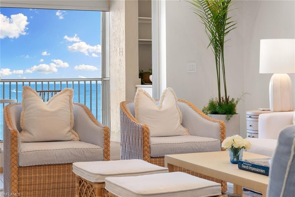 1919 Gulf Shore Blvd N, Unit 301, Naples, FL 34102 Photo