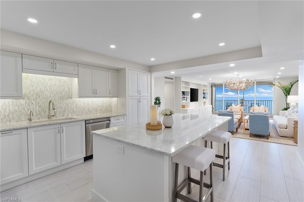 1919 Gulf Shore Blvd N, Unit 301, Naples, FL 34102 Photo