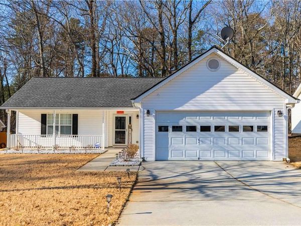 199 Amelia Creek Way, Lawrenceville, GA 30045