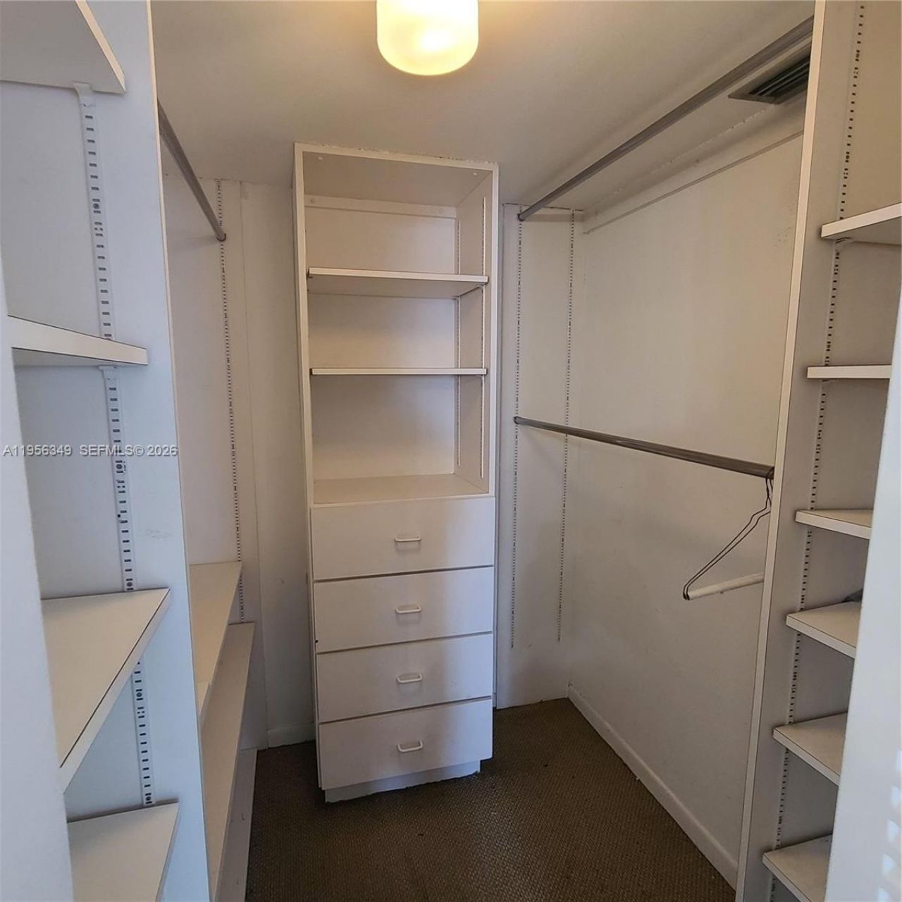 3564 Magellan Cir, Unit 211-1, Aventura, FL 33180 Photo