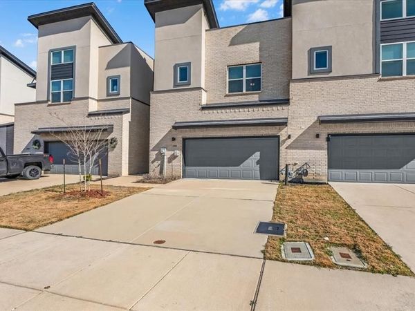2000 Bethlehem Street, Irving, TX 75061
