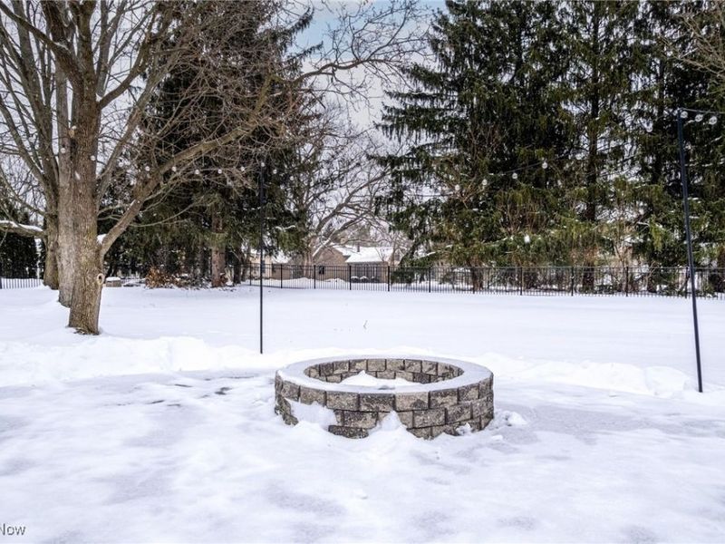 8975 Highland Drive, Westfield Center, OH 44251 Photo 4