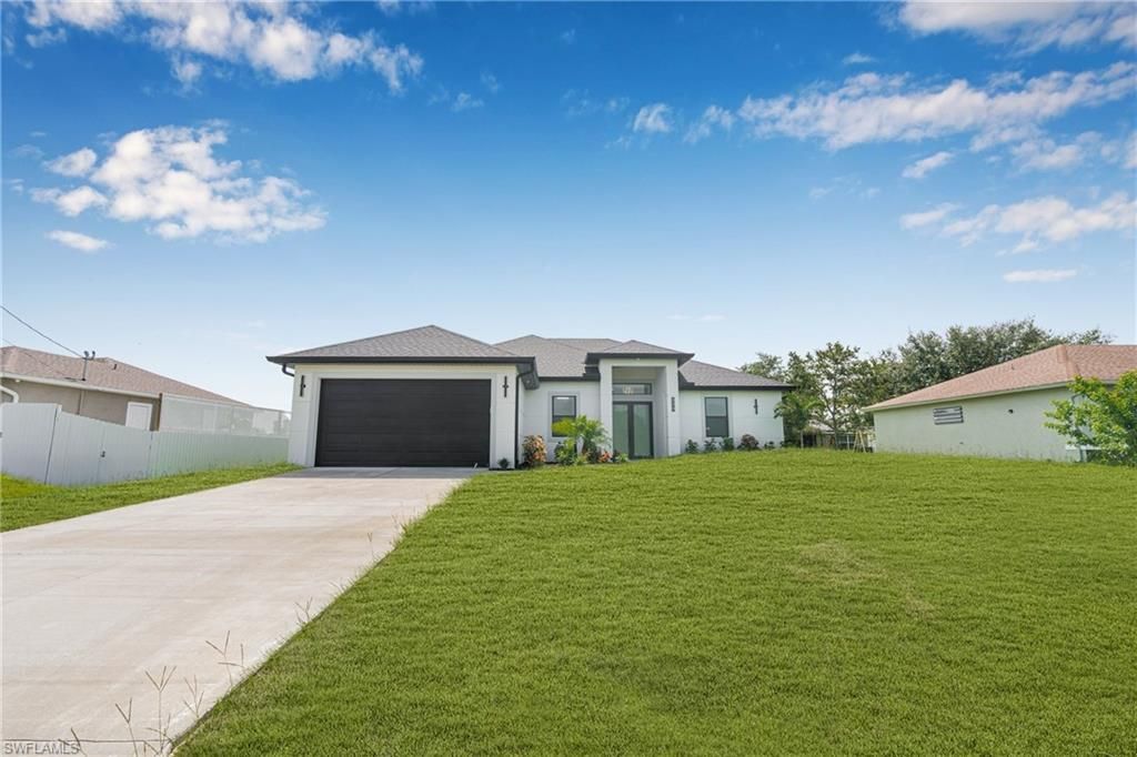 529 Kilgour Ave , Lehigh Acres, FL 33974 Photo