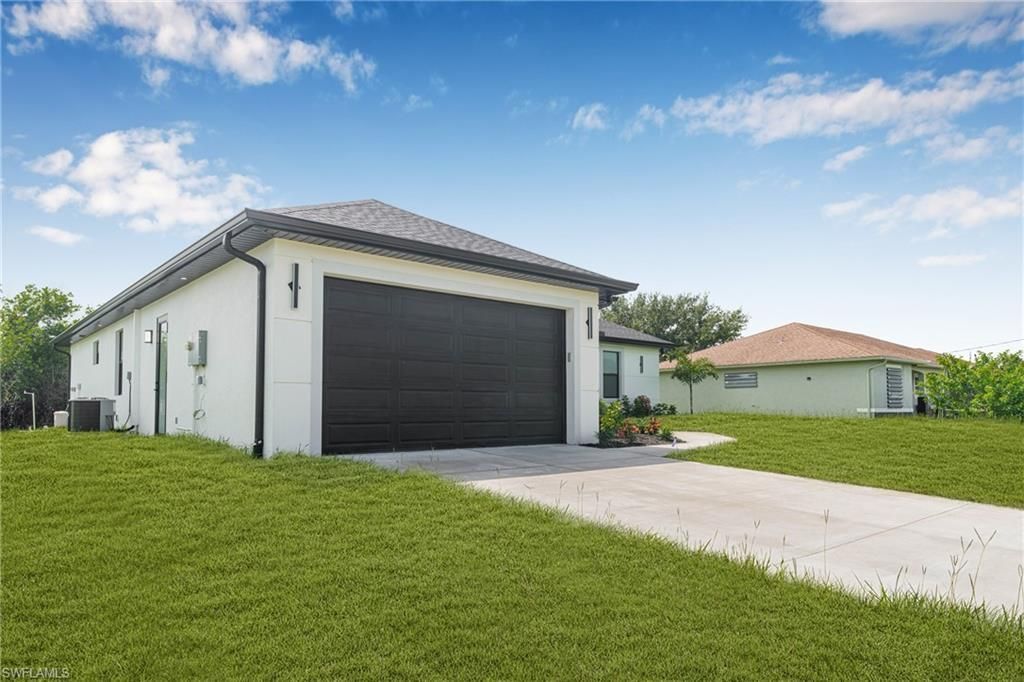 529 Kilgour Ave , Lehigh Acres, FL 33974 Photo