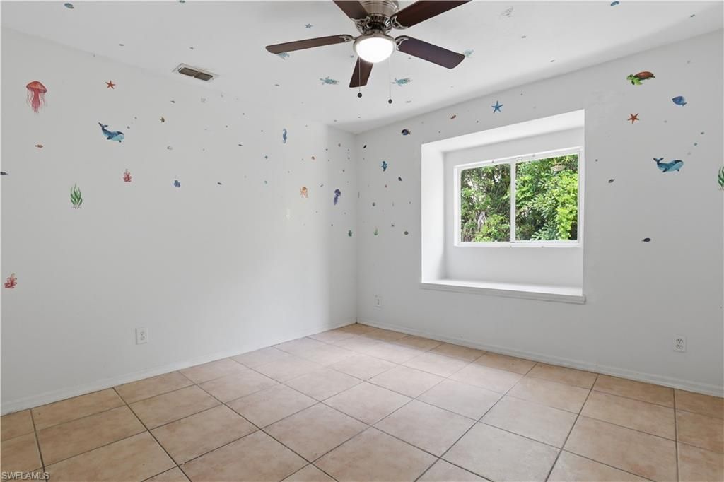 530 7th St Sw, Naples, FL 34117 Photo