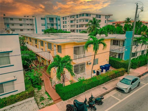 7720 Harding Ave, Unit 8, Miami Beach, FL 33141
