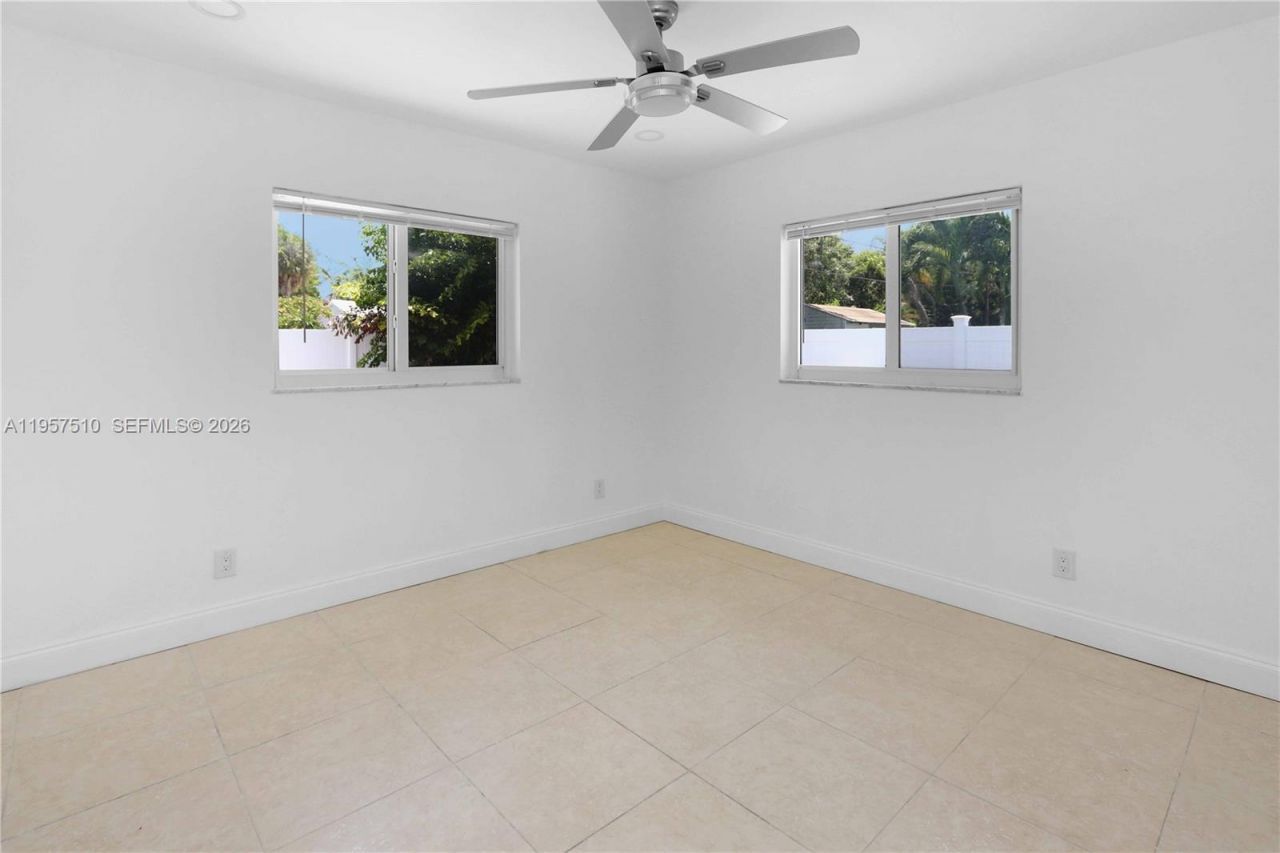 1110 S 14th Ave , Hollywood, FL 33020 Photo