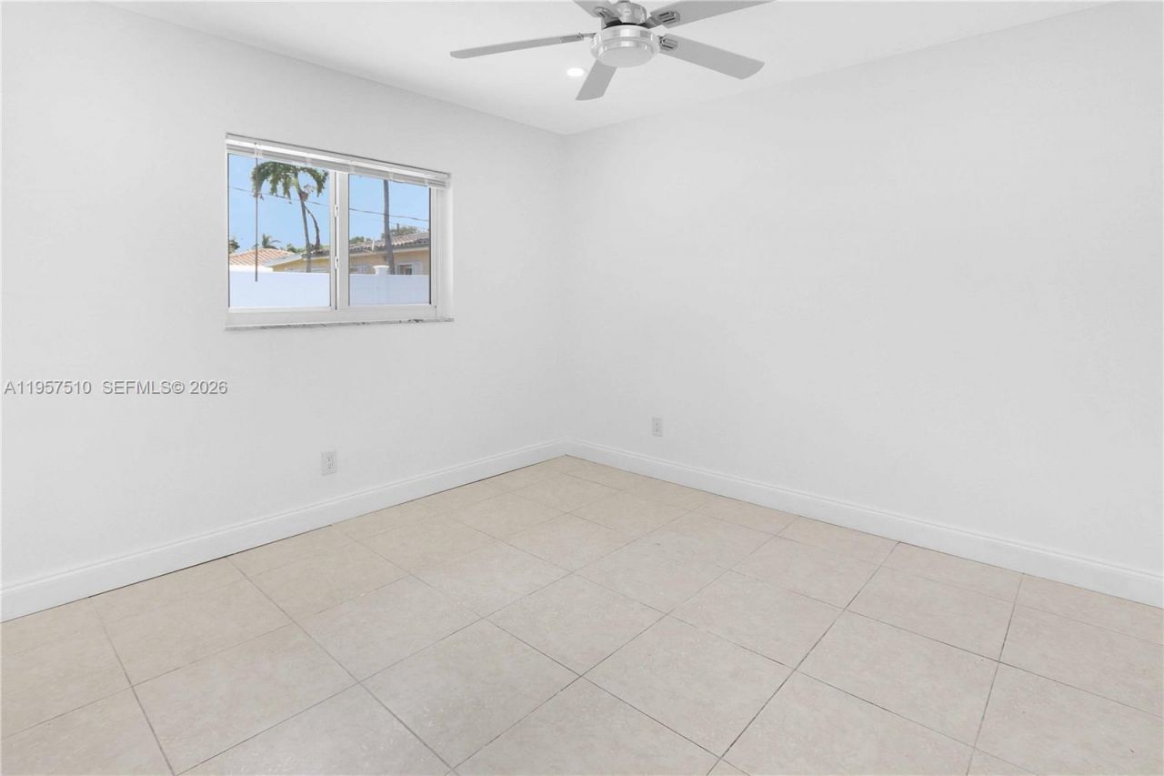 1110 S 14th Ave , Hollywood, FL 33020 Photo