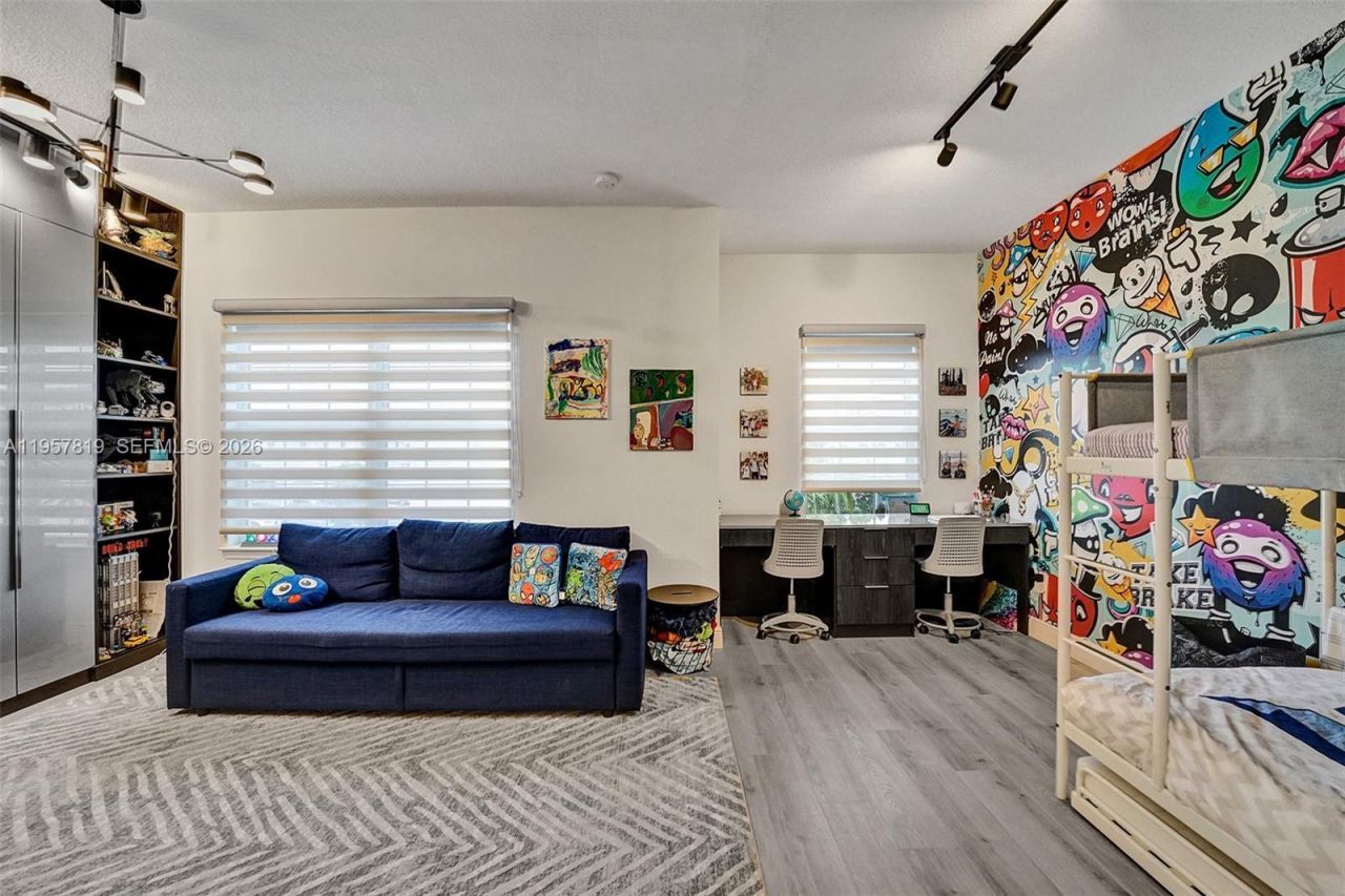 1033 Eucalyptus Dr, Hollywood, FL 33021 Photo