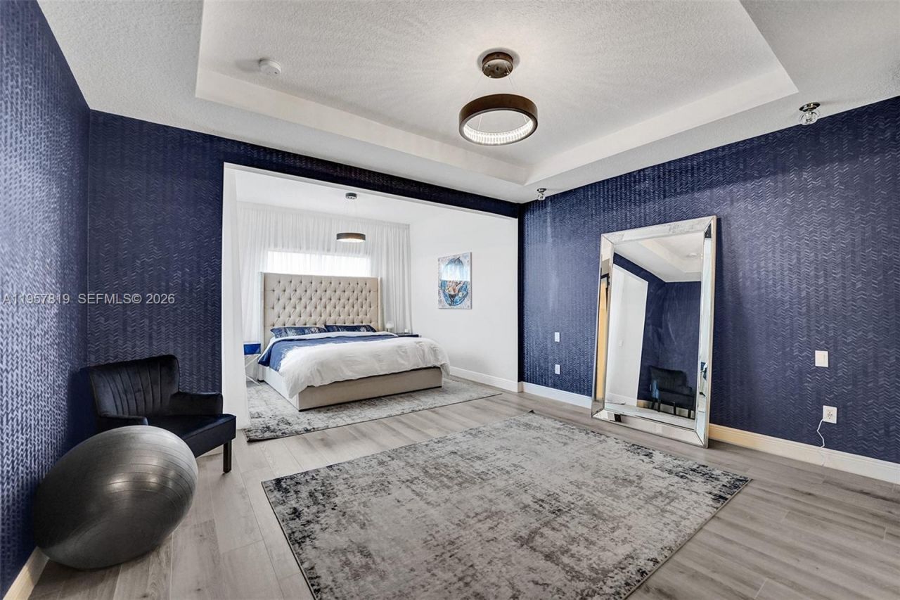 1033 Eucalyptus Dr, Hollywood, FL 33021 Photo