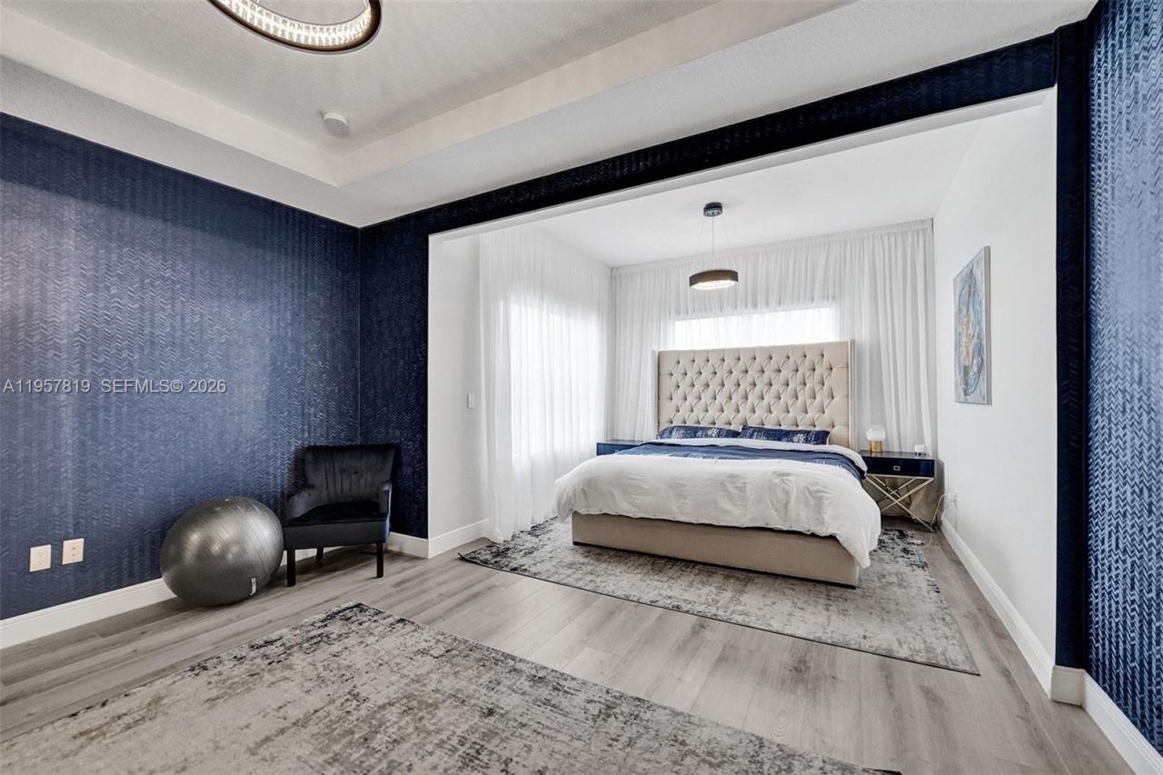 1033 Eucalyptus Dr, Hollywood, FL 33021 Photo