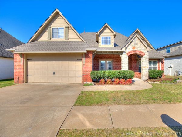 11328 S 75th Avenue E, Bixby, OK 74008
