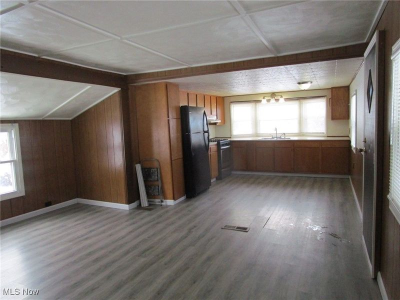 183 1626 E 51st Street, Ashtabula, OH 44004 Photo 13