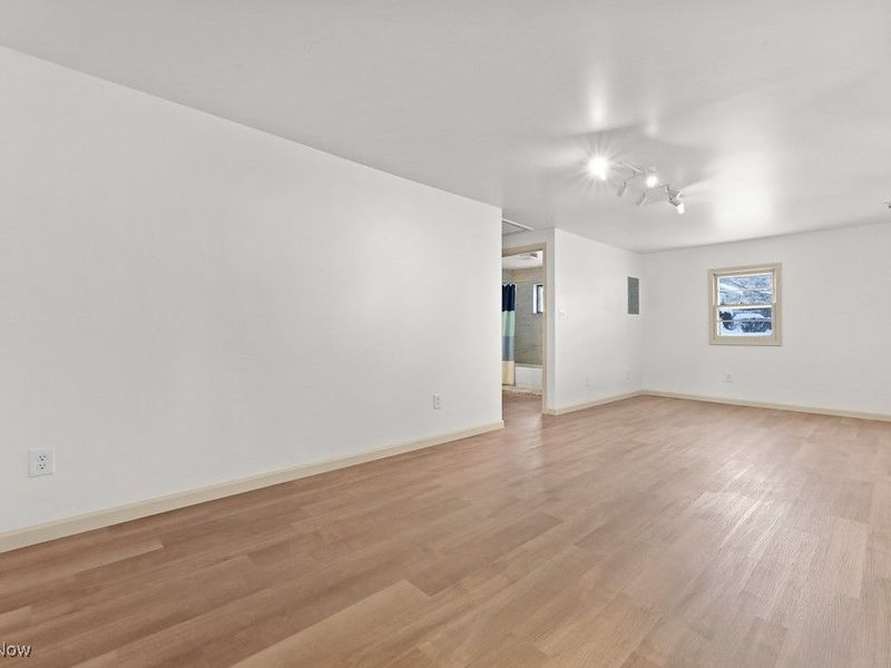 961 Crestline Drive, Akron, OH 44312 Photo 20