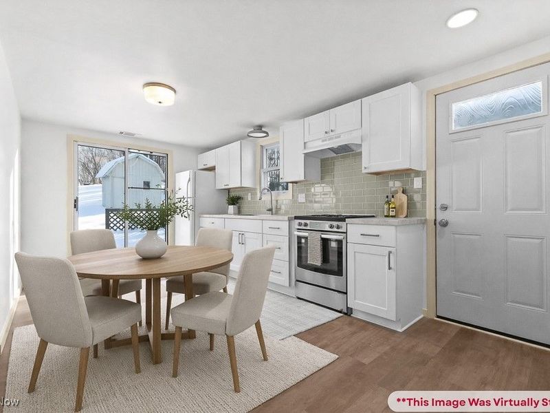 961 Crestline Drive, Akron, OH 44312 Photo 7