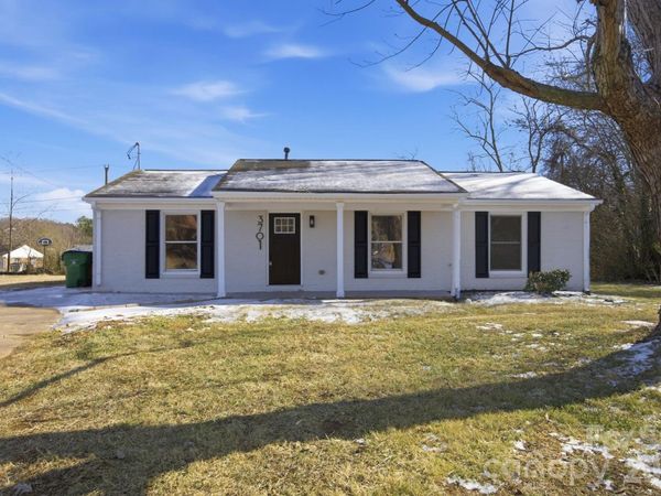 3701 Shoup Court, Charlotte, NC 28216