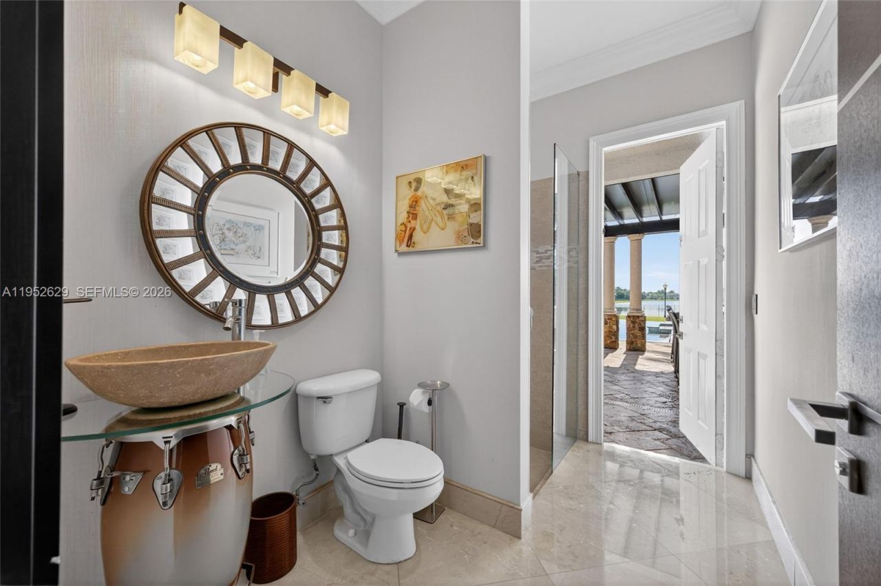 11356 Canyon Maple Blvd, Davie, FL 33330 Photo