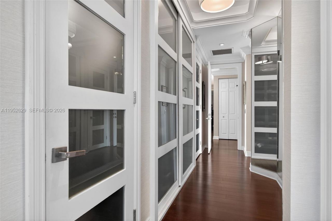 11356 Canyon Maple Blvd, Davie, FL 33330 Photo