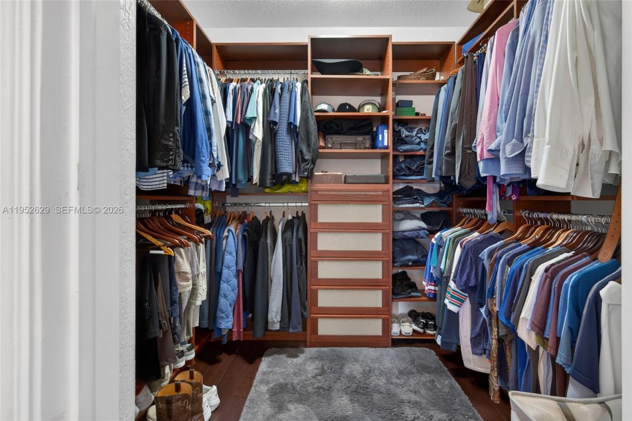 11356 Canyon Maple Blvd, Davie, FL 33330 Photo