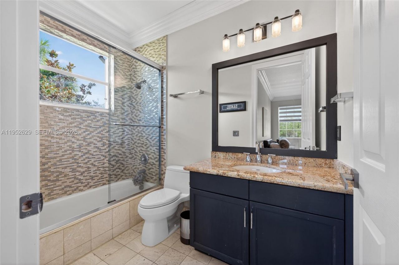 11356 Canyon Maple Blvd, Davie, FL 33330 Photo