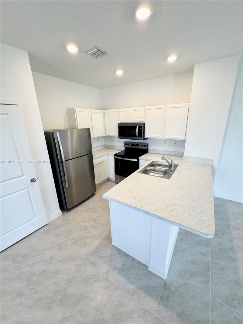 891 NW 3rd Ter, Unit 891, Pompano Beach, FL 33060 Photo