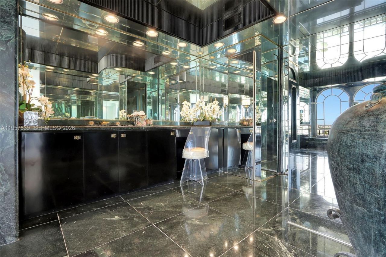 11113 Biscayne Blvd, Unit PH1, Miami, FL 33181 Photo