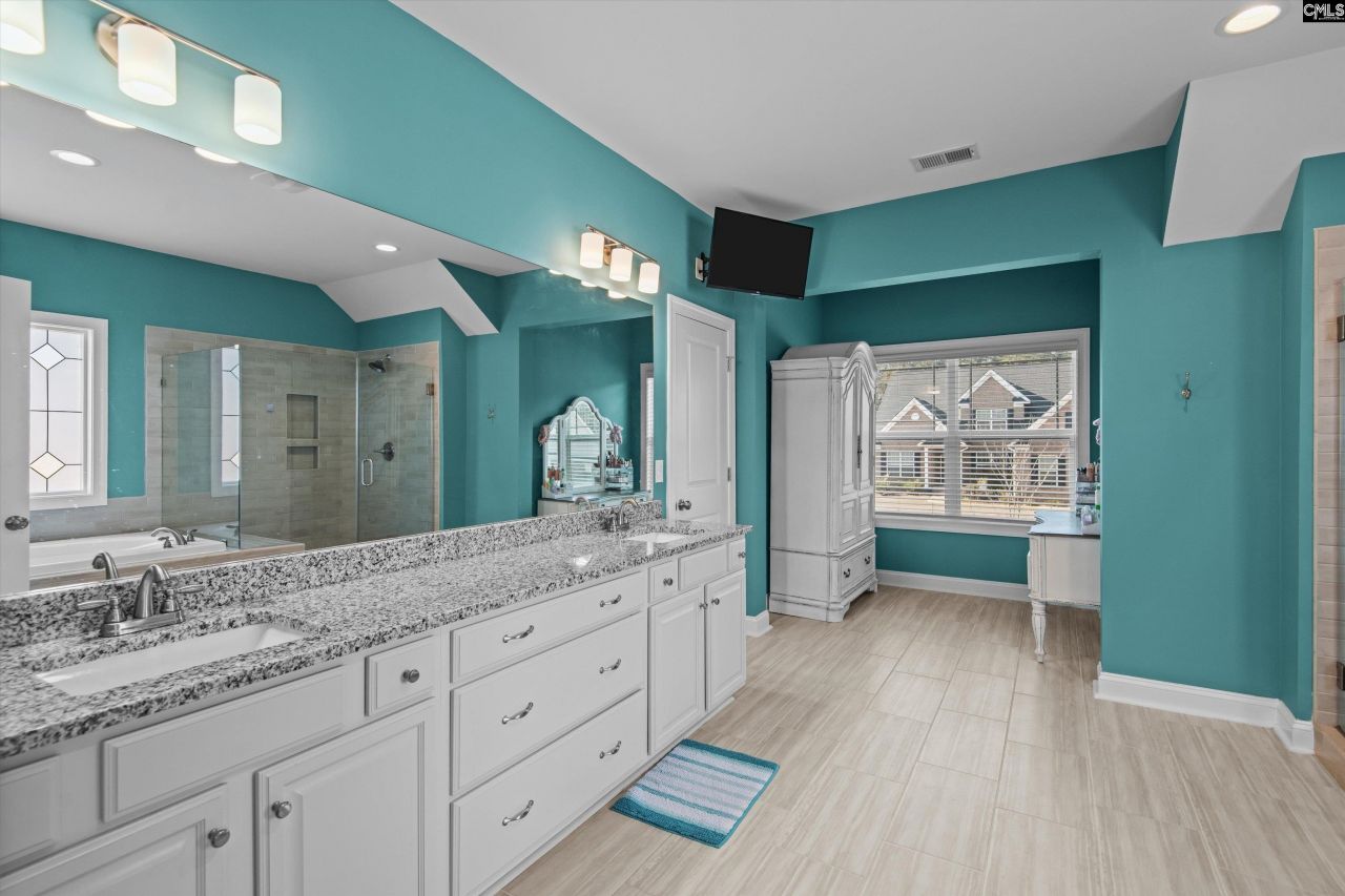 204 Chamois Court  Photo 29