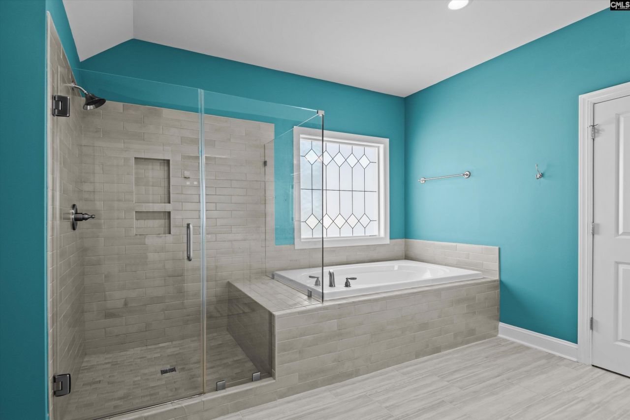 204 Chamois Court  Photo 31