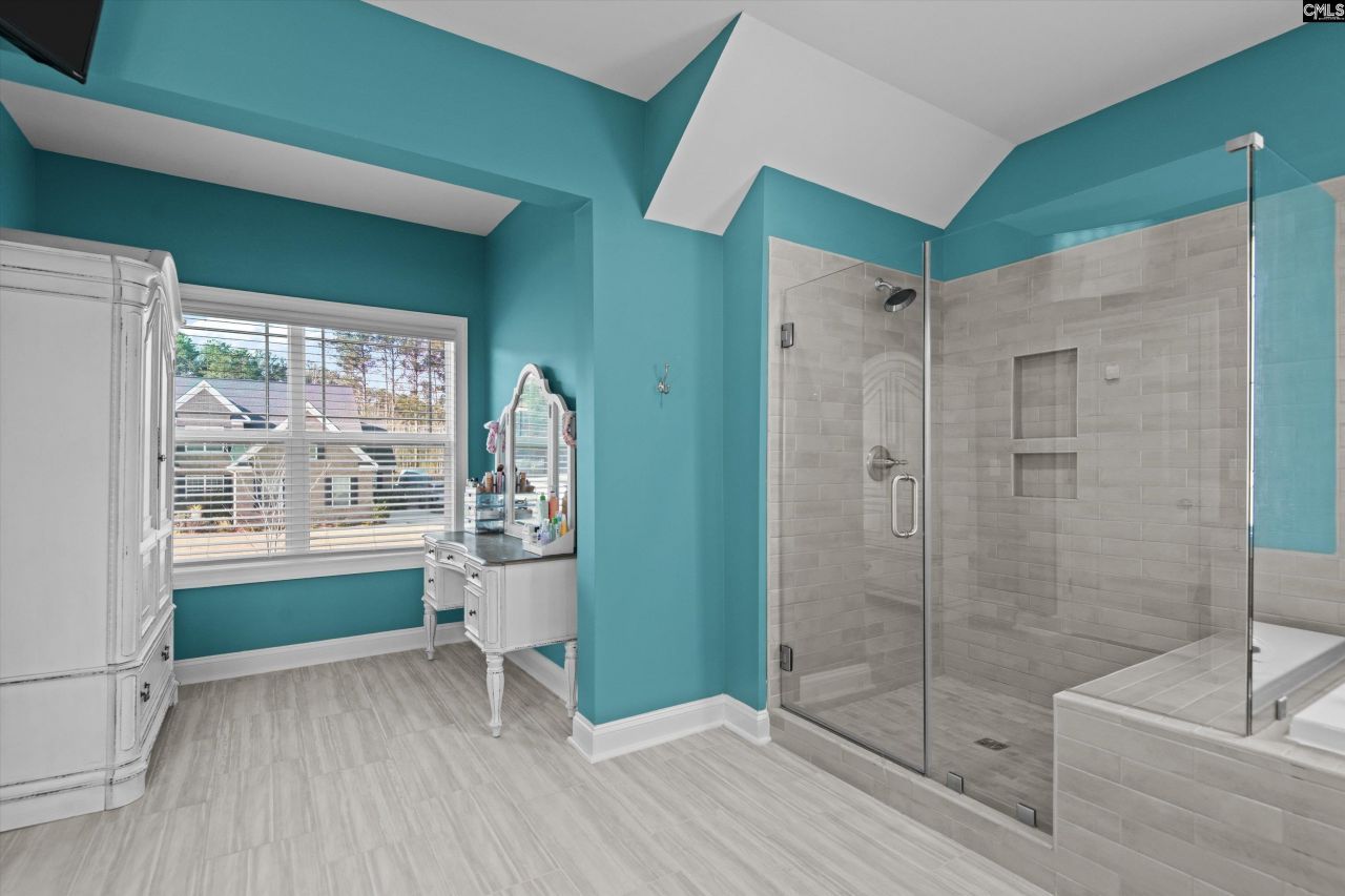 204 Chamois Court  Photo 32