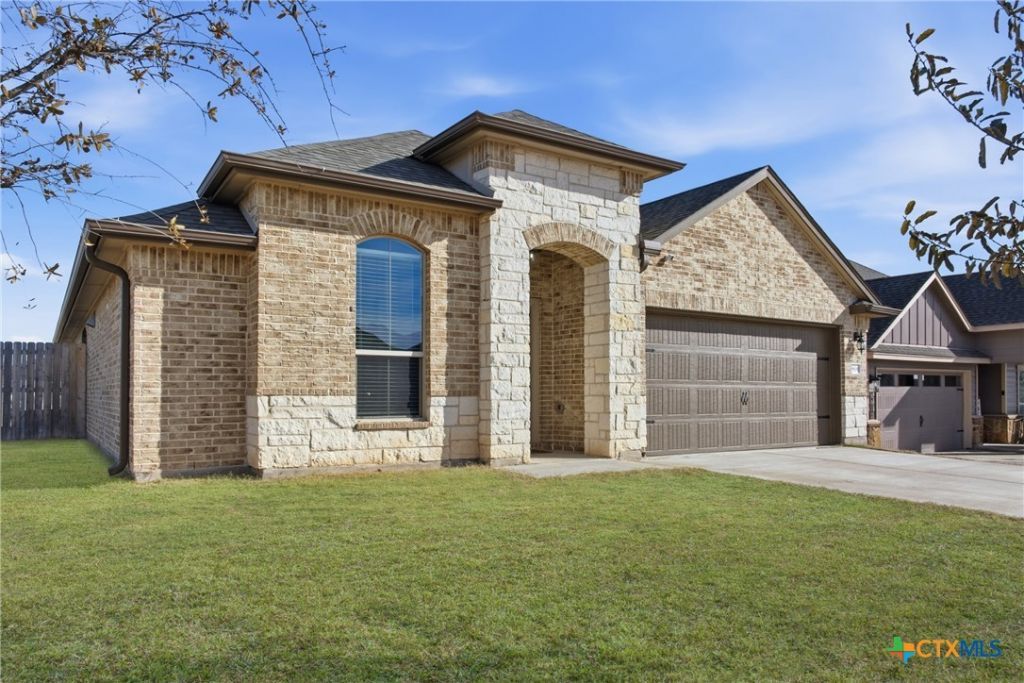 8816 Sky Crest Drive, Temple, TX 76502 Main Photo