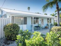 900 S Blvd Of The Presidents Primary Photo