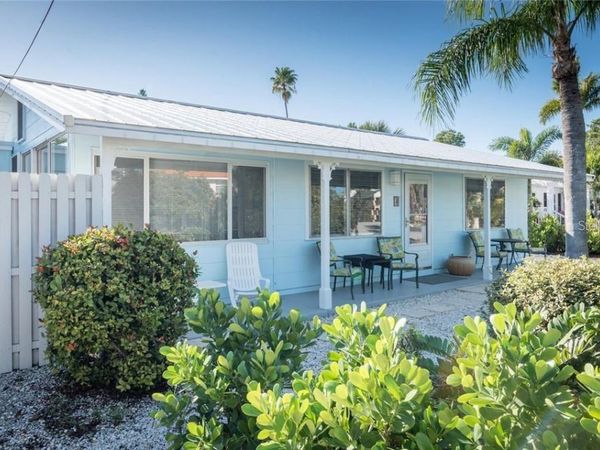 900 S BLVD OF THE PRESIDENTS, Unit 4, SARASOTA, FL 34236