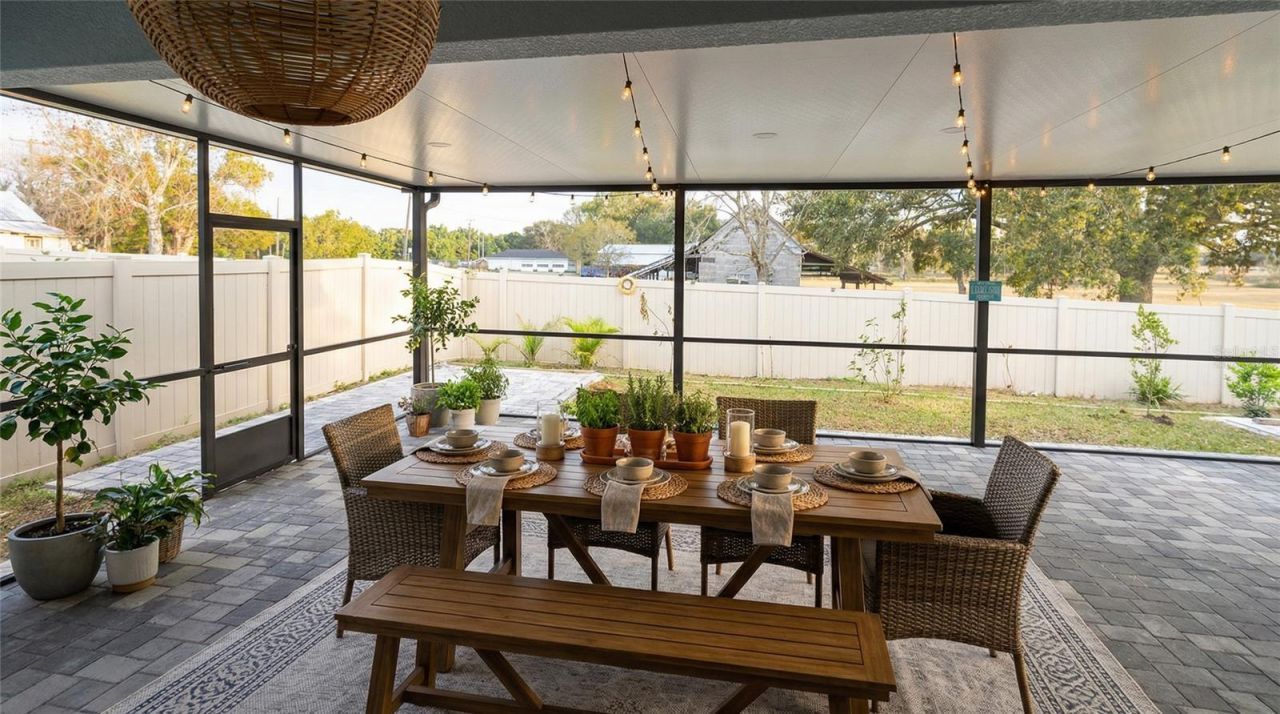 693 Crown Rose Drive, Eagle Lake, FL 33839 Photo