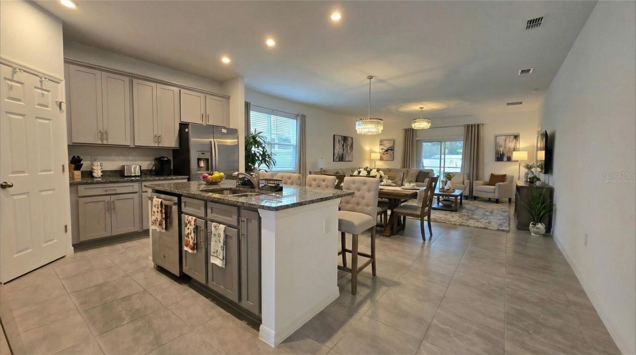 693 Crown Rose Drive, Eagle Lake, FL 33839 Photo