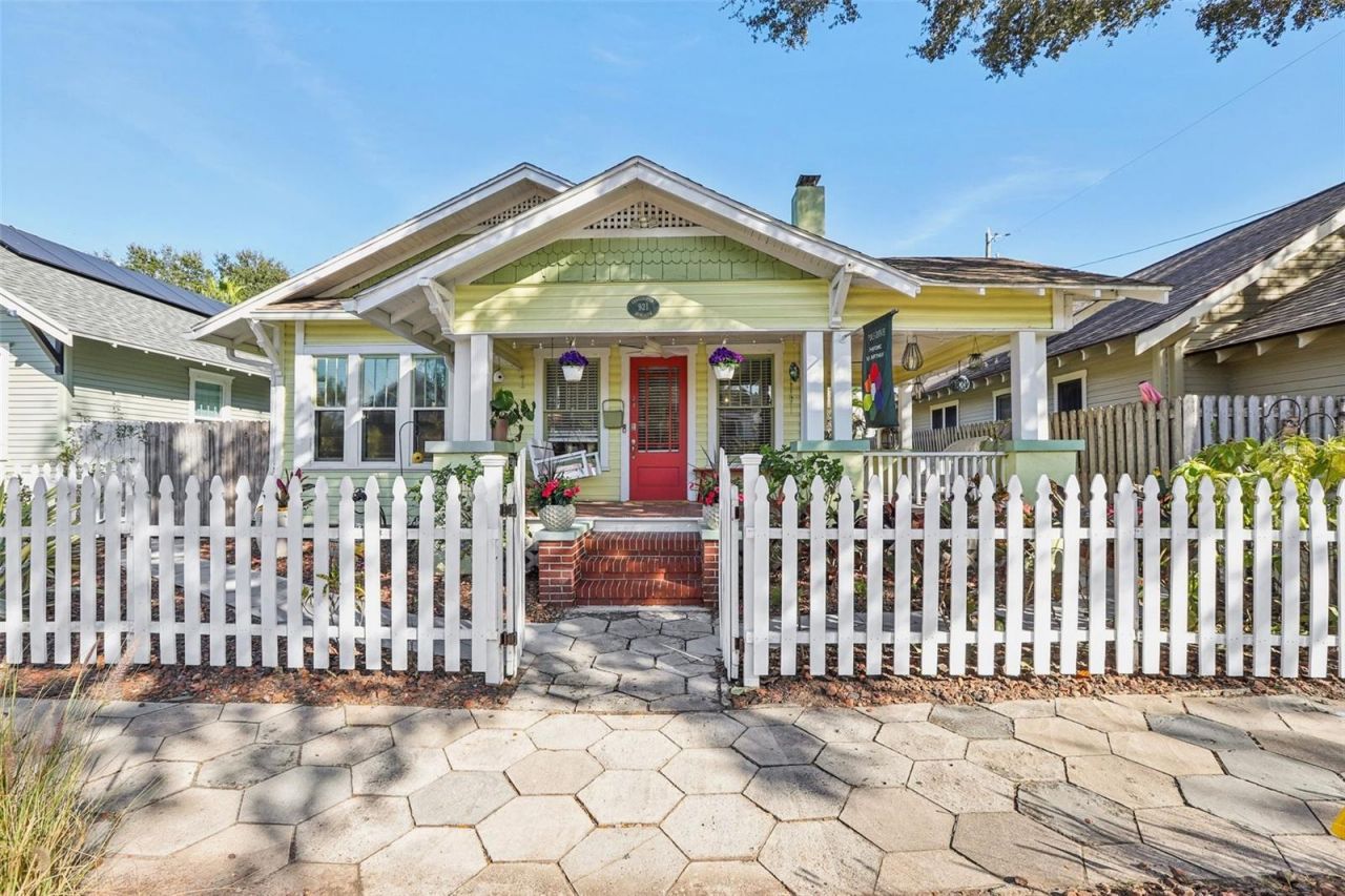 921 3rd Street N, Saint Petersburg, FL 33701 Main Photo