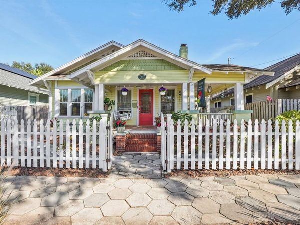 921 3RD STREET N, ST PETERSBURG, FL 33701