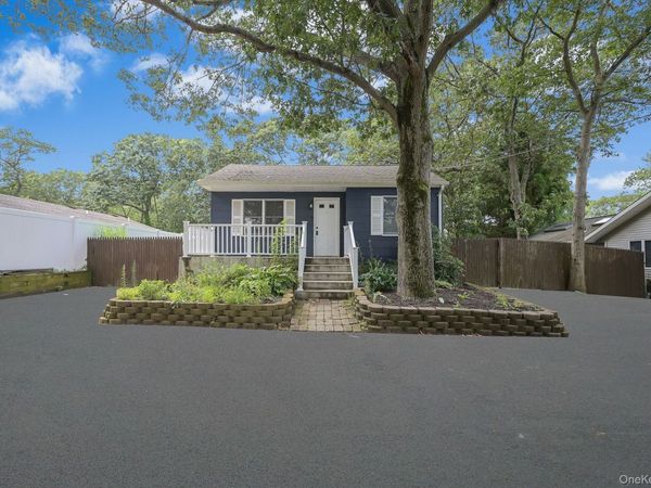 222 Blue Point Road, Farmingville, NY 11738