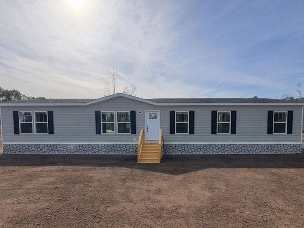 2012 Pint Circle, Longs, SC 29568