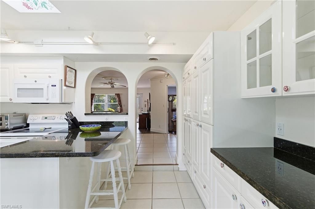 27101/111 Orange Court Dr, Bonita Springs, FL 34135 Photo