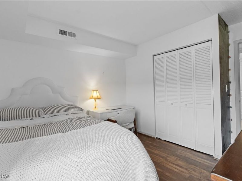 22934 Mastick Road, Unit 102, Fairview Park, OH 44126 Photo 17