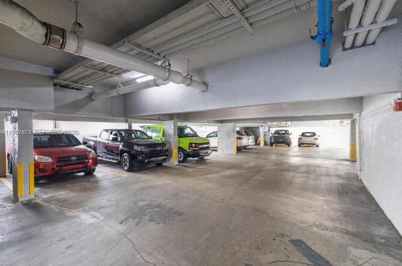 1345 Lincoln Rd, Unit 604, Miami Beach, FL 33139 Photo