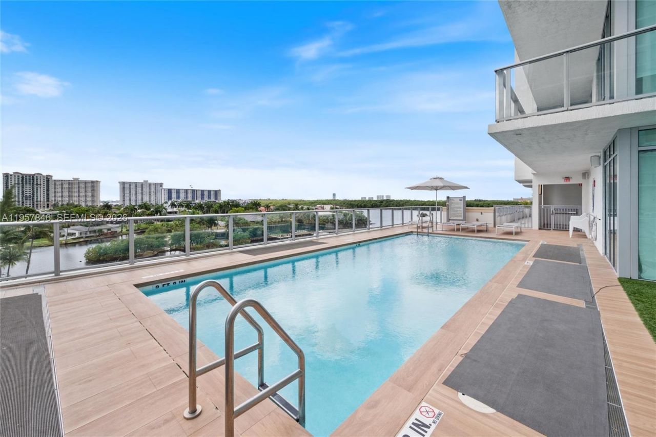 300 Sunny Isles Blvd, Unit 4-1501, Sunny Isles Beach, FL 33160 Photo