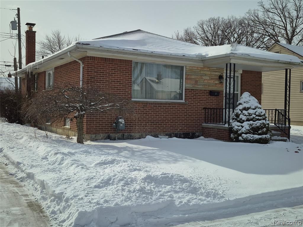 1689 Gregory Avenue, Lincoln Park, MI 48146 Main Photo