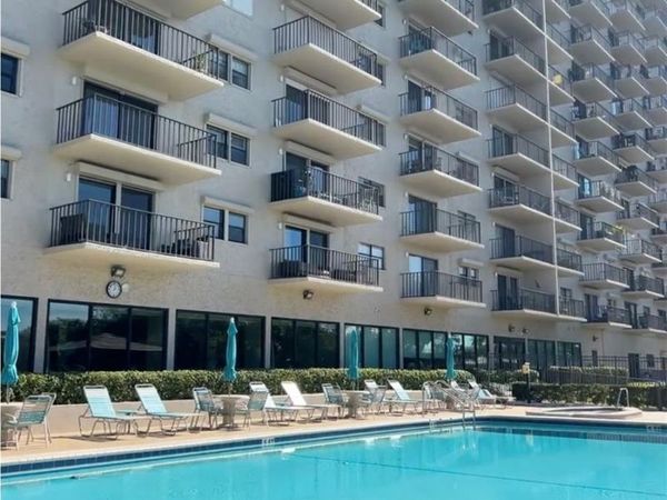 7050 SUNSET DRIVE S, Unit 716, SOUTH PASADENA, FL 33707